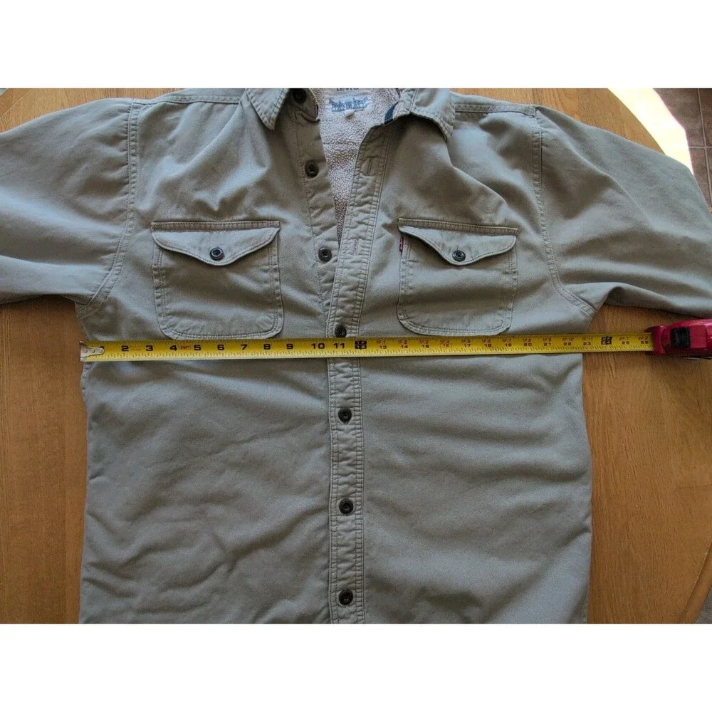 Vtg Levis Quilted Sherpa Jacket Shirt Shacket Beige/Tan Distressed Button Up Med